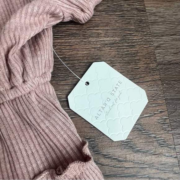 NWT Altar’d State Mauve Pink Rose Ribbed Ruffle Blouse Medium Romantic Top - Picture 5 of 7